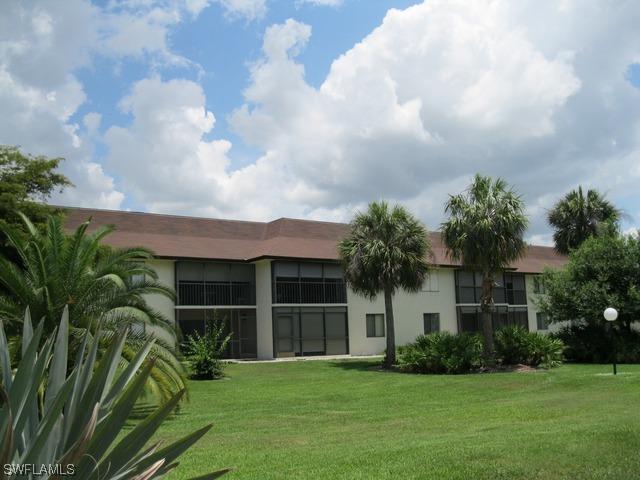 4955 Pepper Cir. #107, Naples, FL