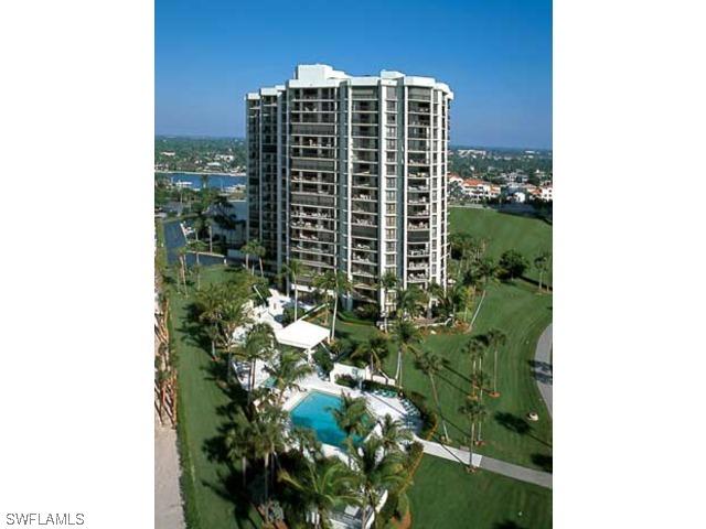 4551 Gulfshore Blvd. #206, Naples, FL 34103