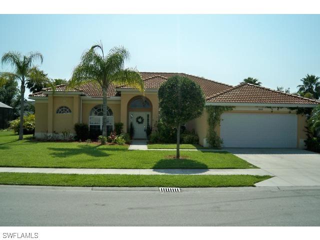 8460 Laurel Lakes Blvd., Naples, FL 34119