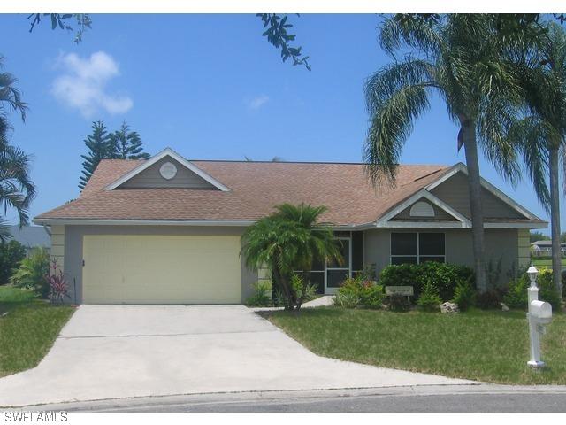 5210 Tudor Ct., Naples, FL 34112