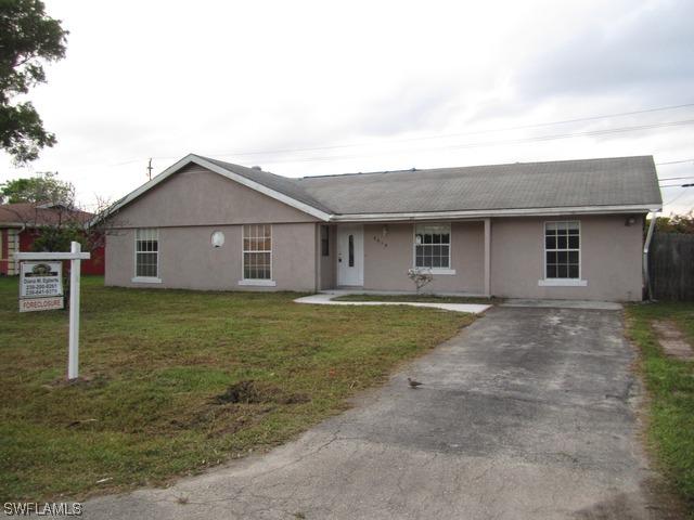 5515 29th Pl., Naples, FL