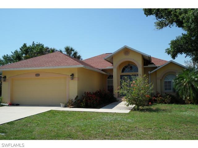 9877 Delaware St., Bonita Springs, FL 34135