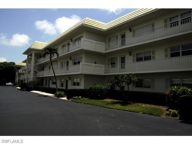 3055 Riviera Dr. #301, Naples, FL 34103