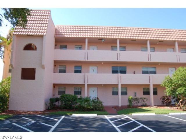 200 Forest Lakes Blvd. #202, Naples, FL 34105