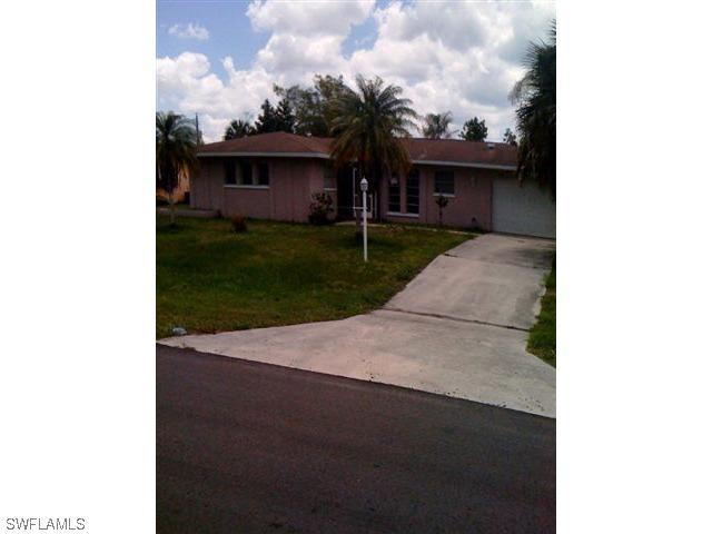 4432 20th Pl., Naples, FL 34116