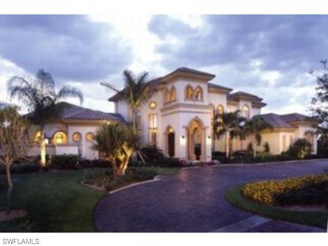 4487 Wayside Dr., Naples, FL