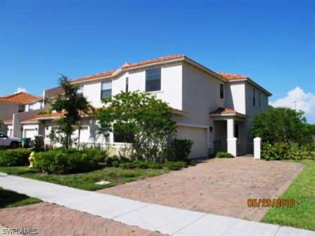 15462 Summit Place Cir. #123, Naples, FL 34119