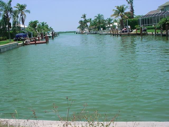 858 Perrine Ct., Marco Island, FL 34145