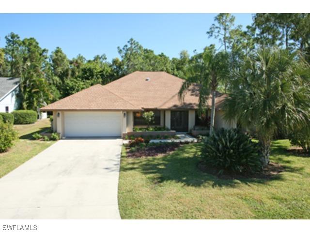 2233 Royal Ln., Naples, FL 34112