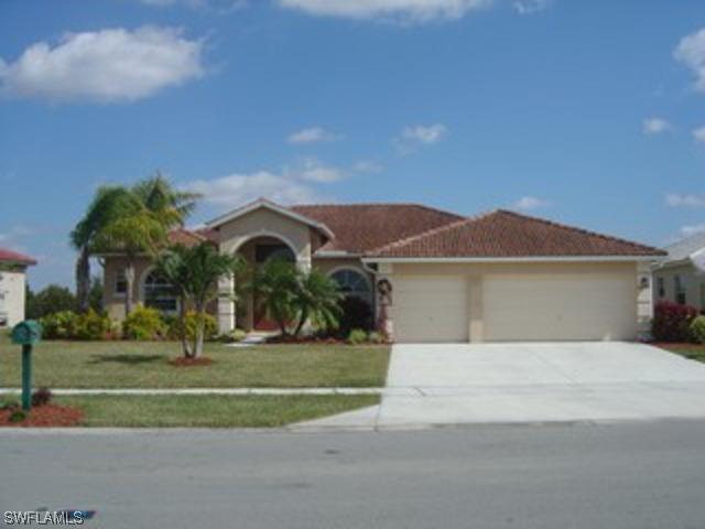 745 Grand Rapids Blvd., Naples, FL 34120