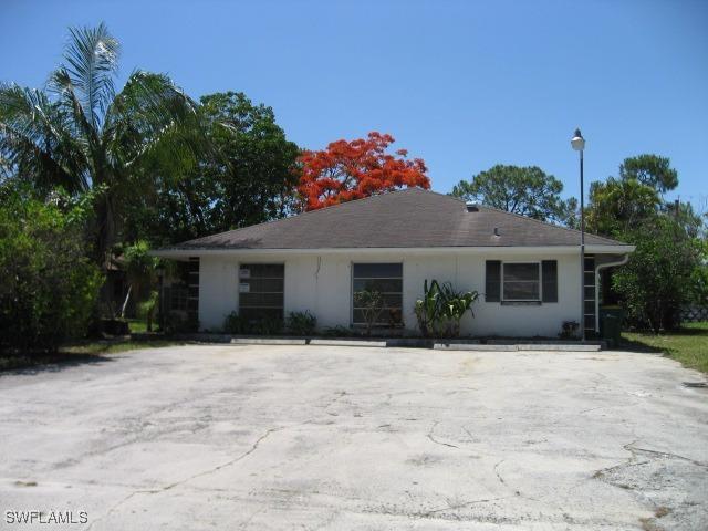 5217 Perry Ln., Naples, FL