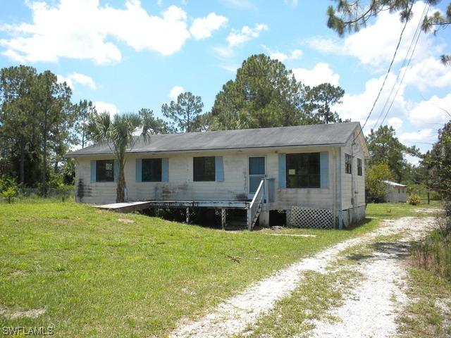 2160 20th Ave., Naples, FL 34120