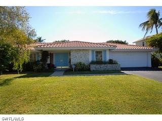 660 Fountainhead Ln., Naples, FL