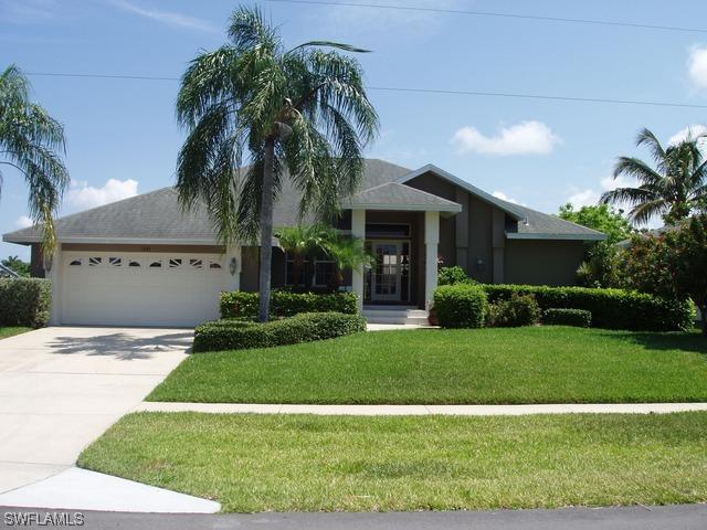 1624 Villa Ct., Marco Island, FL 34145