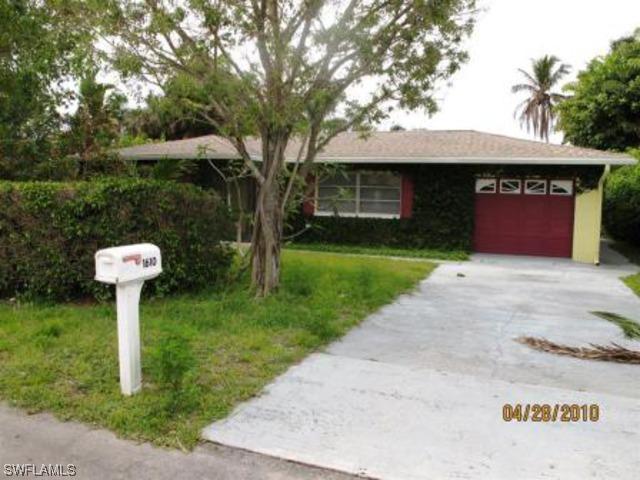 1610 Curlew Ave., Naples, FL