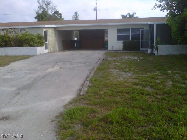 626 101st Ave., Naples, FL 34108