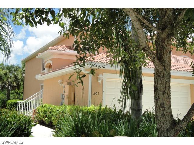 3425 Grand Cypress Dr. #201, Naples, FL 34119