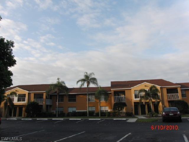 132 Santa Clara Dr. #14, Naples, FL 34104