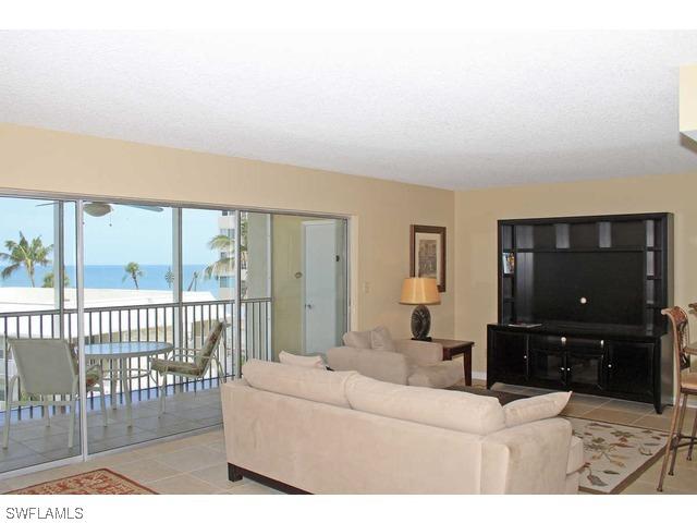 2875 Gulf Shore Blvd. #507-D, Naples, FL