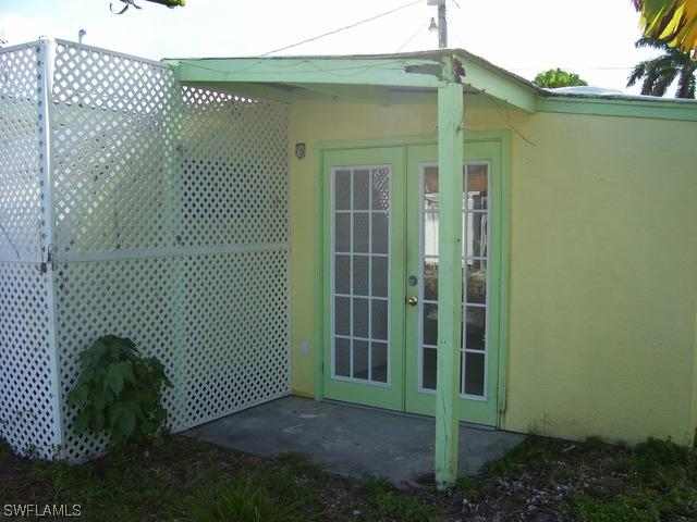 2635 Cajuput St., Matlacha, FL 33993