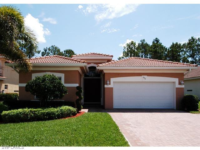 1913 Par Dr., Naples, FL 34120