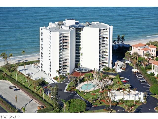 3951 Gulf Shore Blvd. #801, Naples, FL 34103