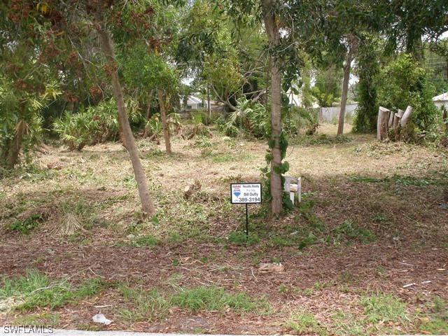 745 109th Ave., Naples, FL 34109