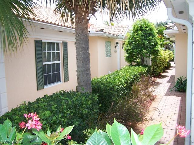 5054 Kingston Way, Naples, FL