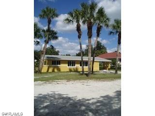 11615 Saunders Ave., Bonita Springs, FL