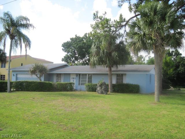 1821 Marina Cir., North Fort Myers, FL