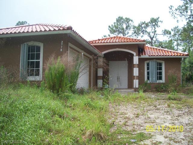 2770 22nd Ave., Naples, FL 34120