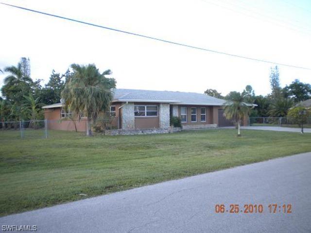 4401 19th Pl., Naples, FL 34116