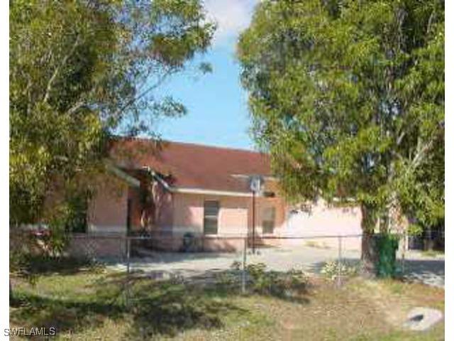 5011 27th Pl., Naples, FL