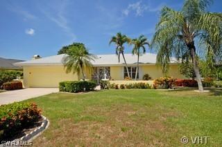 296 Bay Meadows Dr., Naples, FL