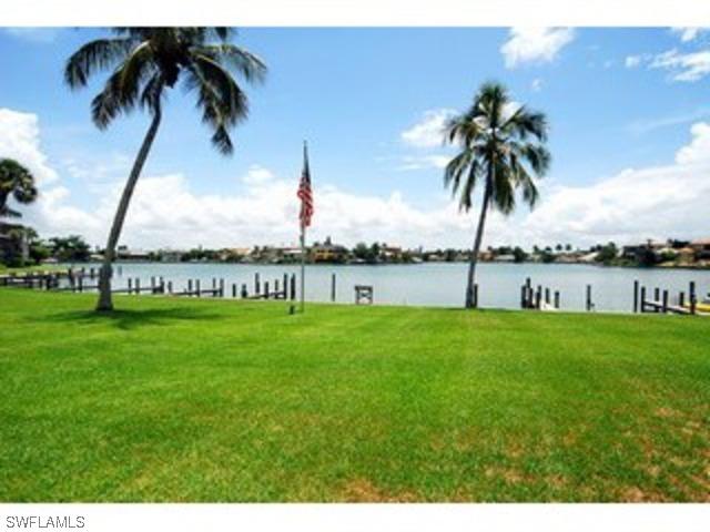 3300 Gulf Shore Blvd. #105, Naples, FL