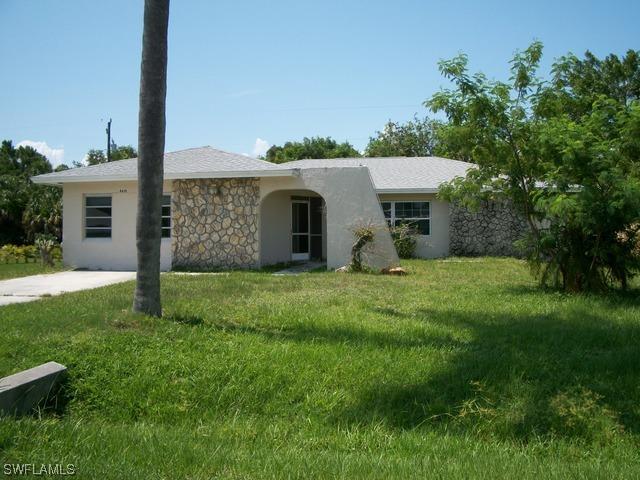 4610 Villa Capri Ln., Bonita Springs, FL 34134