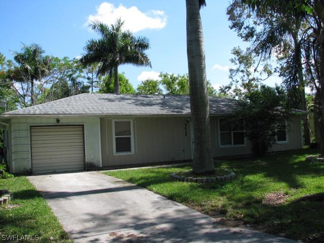5435 17th Ave., Naples, FL