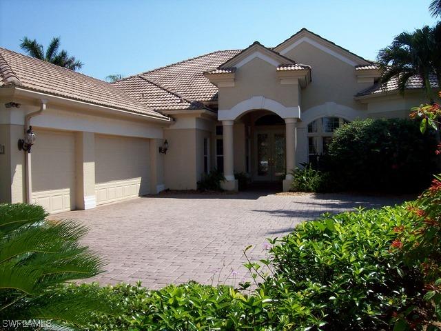 2905 Gardens Blvd., Naples, FL 34105
