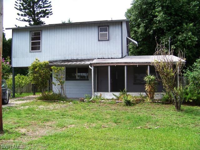37 Lake St., North Fort Myers, FL