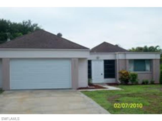 2224 46th Ter., Naples, FL
