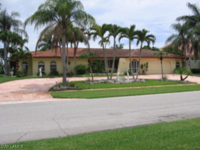 1435 Cutler Ct., Marco Island, FL