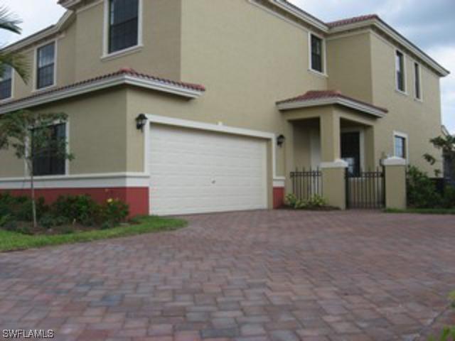 15076 Summit Place Cir. #223, Naples, FL 34119