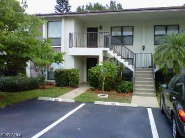 1211 Commonwealth Cir. #103, Naples, FL