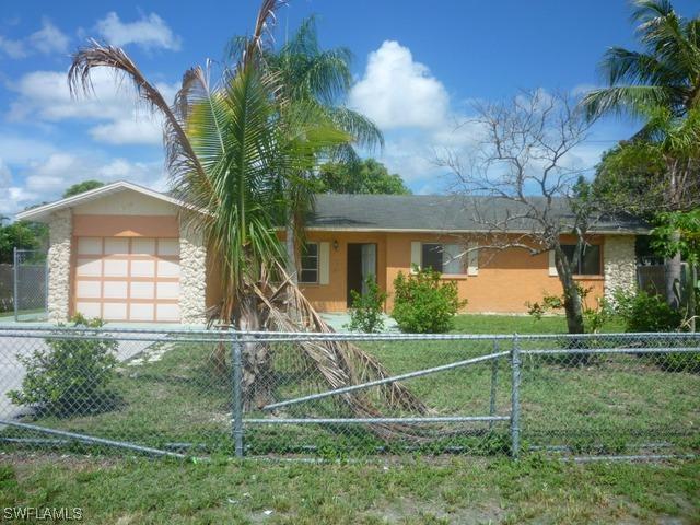 1943 40th Ter., Naples, FL
