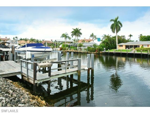 1990 6th St., Naples, FL 34102