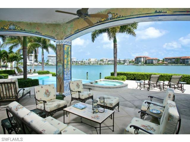 325 Windward Way, Naples, FL