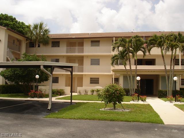 1020 Palm View Dr. #302, Naples, FL 34110