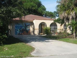 673 95th Ave., Naples, FL 34108