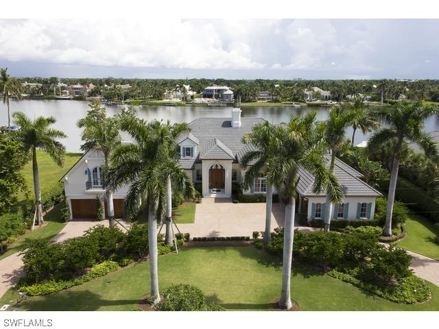 681 Kings Town Dr., Naples, FL