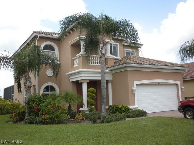 1884 Par Dr., Naples, FL 34120
